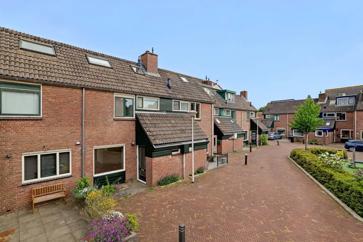 Tussenwoning te koop: de Boomgaard 70, Koudekerk aan den Rijn-Zuid Koudekerk Aan Den Rijn