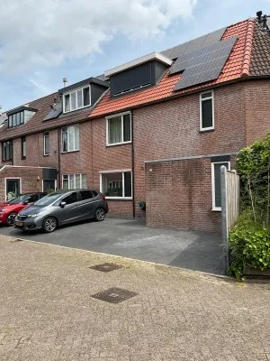 Tussenwoning te koop: de Brik 13, Eemdal-Zuid Baarn