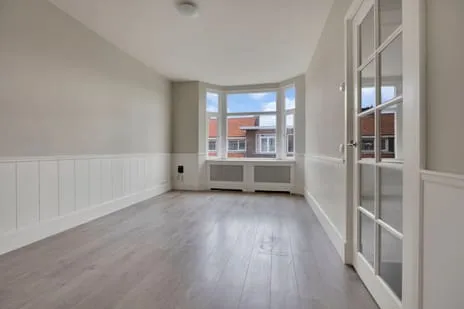Appartement te koop: De Bullstraat 81, Laakkwartier-Oost 'S-Gravenhage