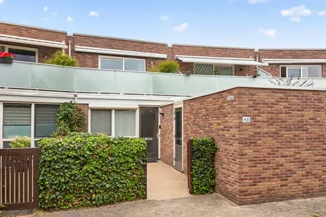 Tussenwoning te koop: De Burcht 48, Woudhuis Apeldoorn