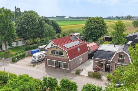 Twee-onder-één-kap te koop: De Buurt 109, De Buurt Venhuizen