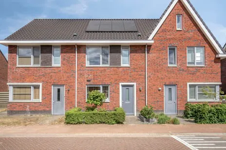 Terraced house for sale: De Cingel 11, Hooge Mierde Hooge Mierde