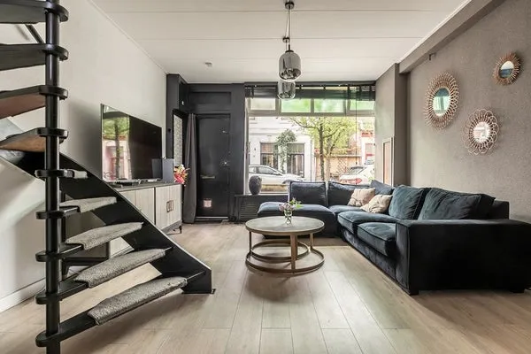 Tussenwoning te koop: De Clercqstraat 83, Leidsebuurt-oost Haarlem