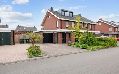 Twee-onder-één-kap te koop: De Cockstraat 17, Gravenburg Groningen