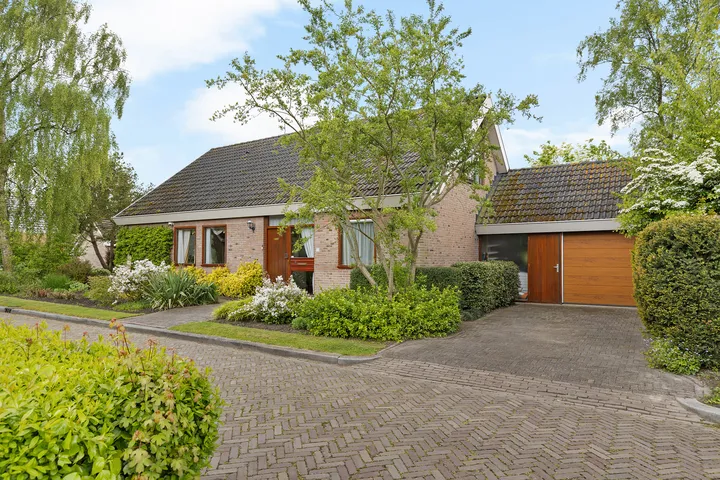 Vrijstaande woning te koop: de Eemshorn 16, Zandplatenbuurt Delfzijl