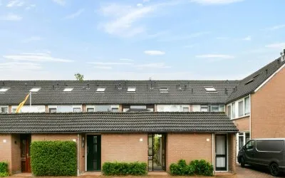 Tussenwoning te koop: De Eik 55, Tijsjesdijk Rhoon