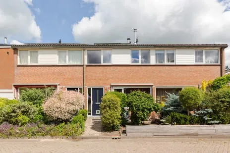 Tussenwoning te koop: De Feanrânne 14, De Rat-Cloosterkamp Ijlst