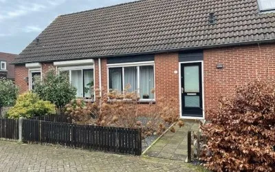 Tussenwoning te huur: De Fuut 19, Leemslagen Noord Almelo