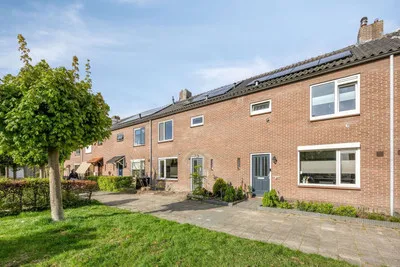 Terraced house for sale: de Gang 6, Benthuizen Dorp-Oost Benthuizen