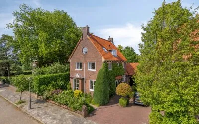 Corner house for sale: de Genestetlaan 1, Elzent-Zuid Eindhoven