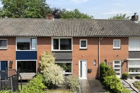 Tussenwoning te koop: de Genestetstraat 35, De Blokken Nijverdal