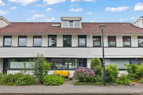 Terraced house for sale: De Gouden Ploeg 136, Stadskwartier Amersfoort