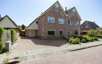 Twee-onder-één-kap te koop: De Graslanden 7, Sauwerd Sauwerd