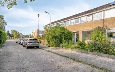 Tussenwoning te koop: De Greiden 7, Warten Warten