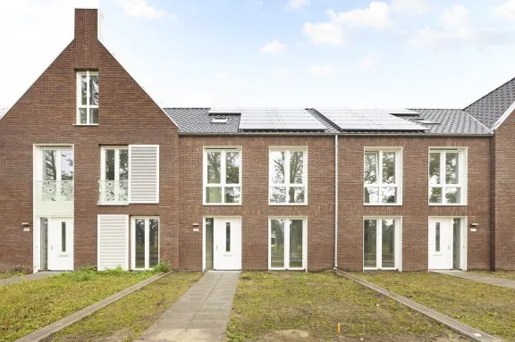 Tussenwoning te huur: De Groene Voorwaarts 413, Groot Zonnehoeve Apeldoorn