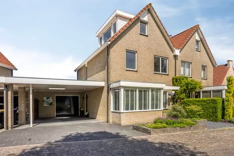 Tussenwoning te koop: De Haflinger 40, De Manege Dronten