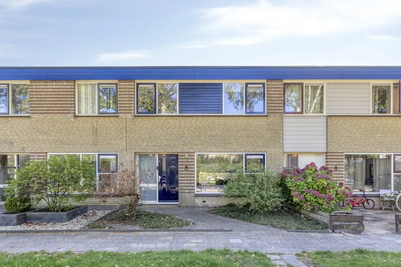 Tussenwoning te koop: De Hage 8, Drachten