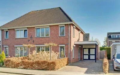 Twee-onder-één-kap te koop: de Halden 34, Kern Haalderen Haalderen