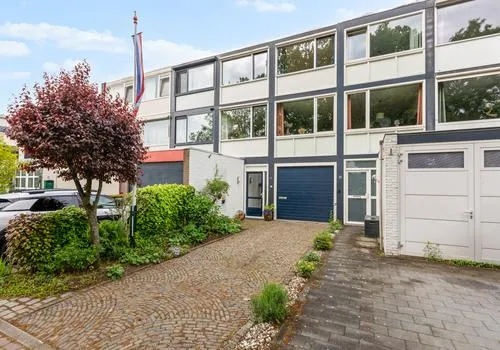 Tussenwoning te koop: De Hazelaar 21, Lentemorgen II Zevenaar