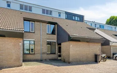 Tussenwoning te koop: De Hazelaar 9, Oud Zuid Duiven