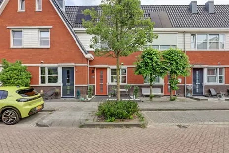 Terraced house for sale: De Heerenhof 32, Krommeweg-Zuid Hendrik-Ido-Ambacht