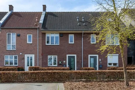 Tussenwoning te koop: De Heerlijkheid 46, Tuk Tuk