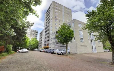 Appartement te koop: De Heugden 266, Eikenderveld Heerlen