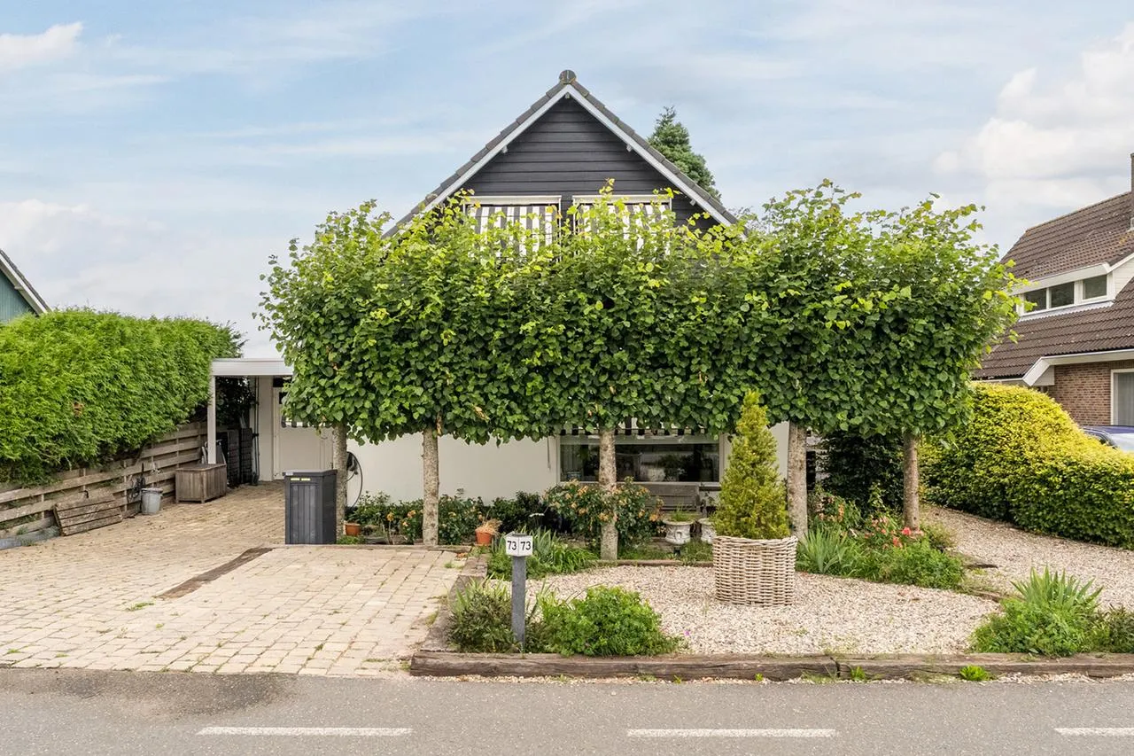 Vrijstaande woning te koop: de Hoef Oostzijde 73, De Hoef