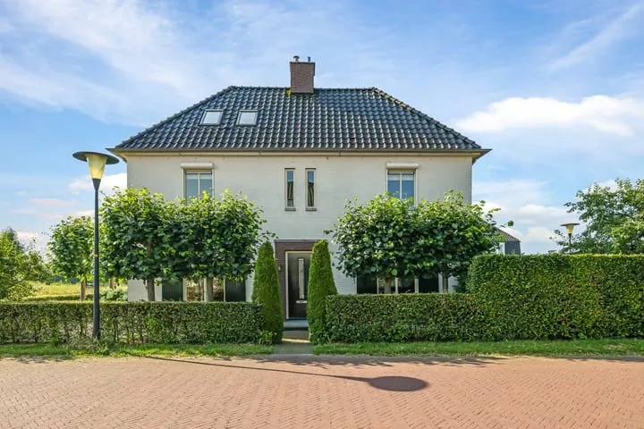 Corner house for sale: De Hoeve 1, Kern Herveld Herveld