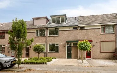 Tussenwoning te koop: De Hoog 6, Krommeweg-Zuid Hendrik-Ido-Ambacht