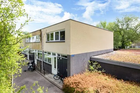 Tussenwoning te koop: de Hooidollen 137, Bilgaard Leeuwarden