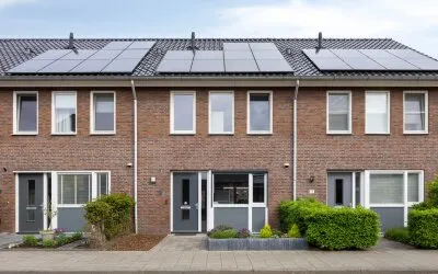 Tussenwoning te koop: De Hooimijt 15, Middelmade Made
