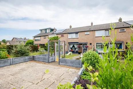 Tussenwoning te koop: de Jongstraat 64, Schrijvers en dichtersbuurt Doetinchem