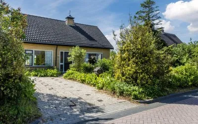 Vrijstaande woning te koop: De Kamp 10, Tzummarum Zuid Tzummarum