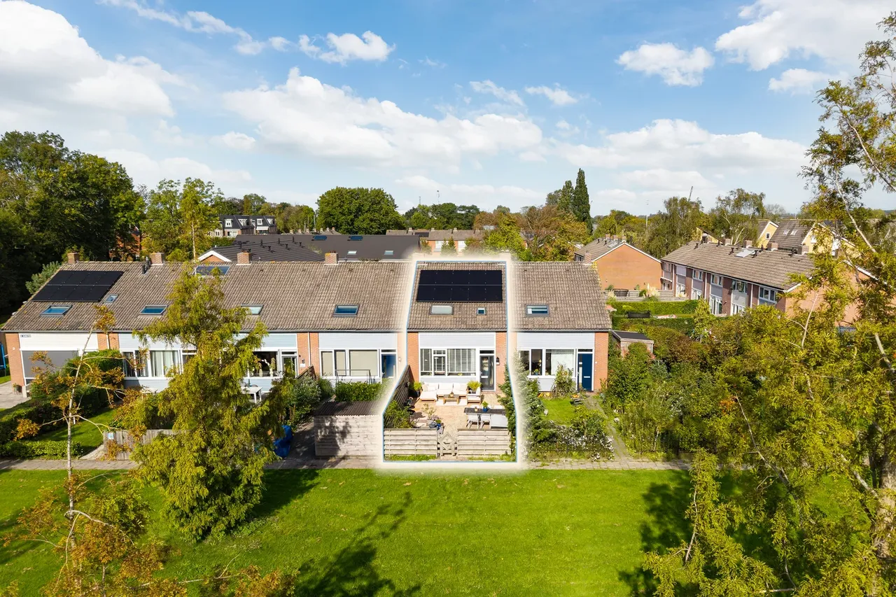 Tussenwoning te koop: De Kearnstien 2, Ijlst