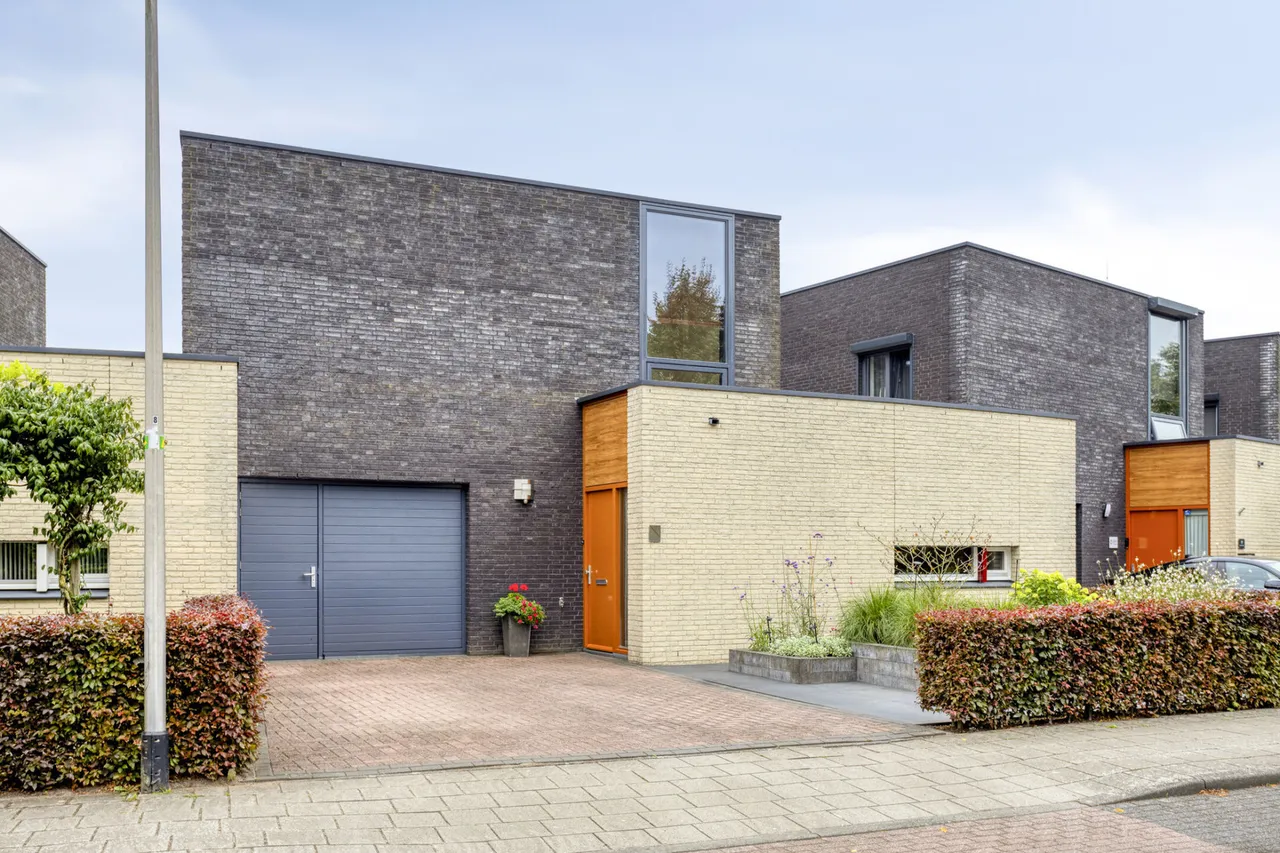 Tussenwoning te koop: De Klok 17, Vlijmen