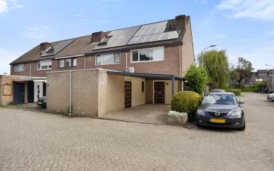 Hoekwoning te koop: de Kluijskamp 1049, De Kamp Nijmegen