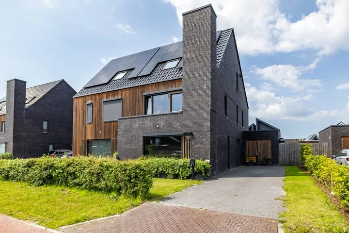 Semi-detached for sale: De Koraaljuffer 18, Ter Borch Eelderwolde