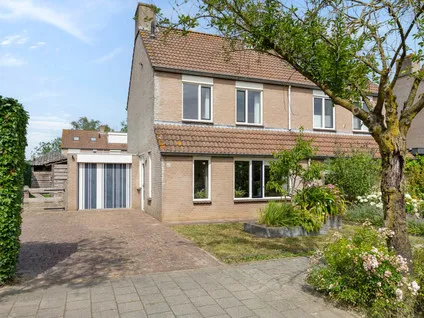 Hoekwoning te koop: De Kruiskamp 60, Overasselt Overasselt