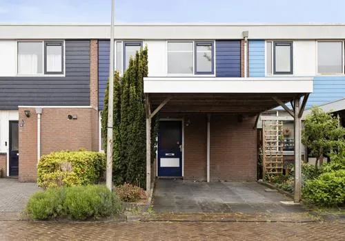 Tussenwoning te koop: De Kwikstaart 40, Wolfsbos Hoogeveen