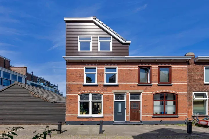 Hoekwoning te koop: De la Reystraat 24, Taanschuurpolder Maassluis