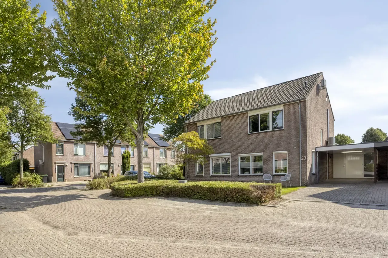 Tussenwoning te koop: de Laak 23, Dreumel