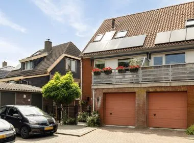 Twee-onder-één-kap te koop: De Landbouw 6, Drechterlandsedijk en omgeving Ursem