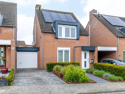 Tussenwoning te koop: De Leu 20, Oirsbeek Oirsbeek