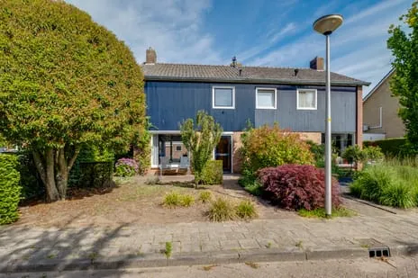 Twee-onder-één-kap te koop: de Maat 38, De Maat Borculo