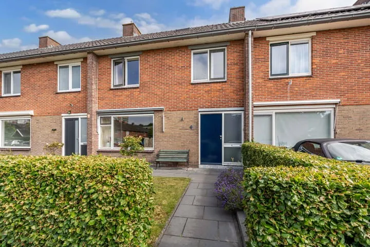 Terraced house for sale: De Meent 19, De Bouwen noord Drachten
