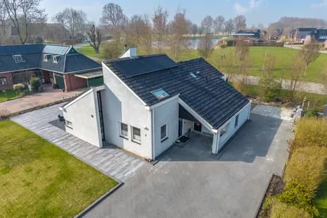 Vrijstaande woning te koop: de Meeuwenstaart 2, Zandplatenbuurt Delfzijl