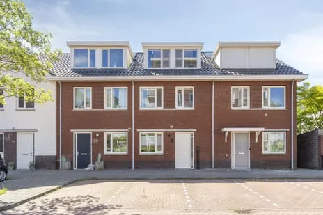 Tussenwoning te koop: De Melksuiker 141, Oude Dorp Uitgeest