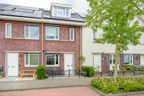 Tussenwoning te koop: De Melksuiker 73, Oude Dorp Uitgeest