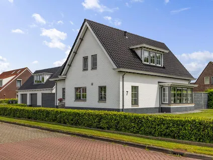 Vrijstaande woning te koop: De Metten 7, Klazienaveen-Zuid Klazienaveen
